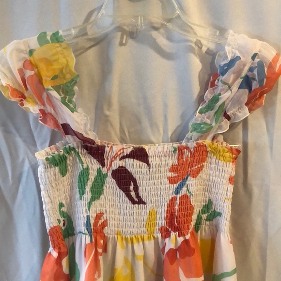 New Guess Smocked floral Cap sleeve chiffon blouse - Picture 5 of 6